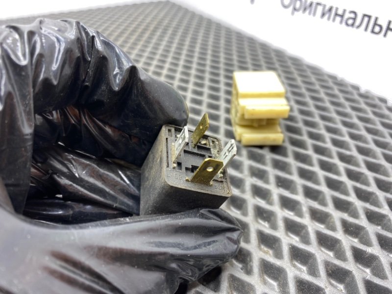 Реле, 400 рублей, Тверь