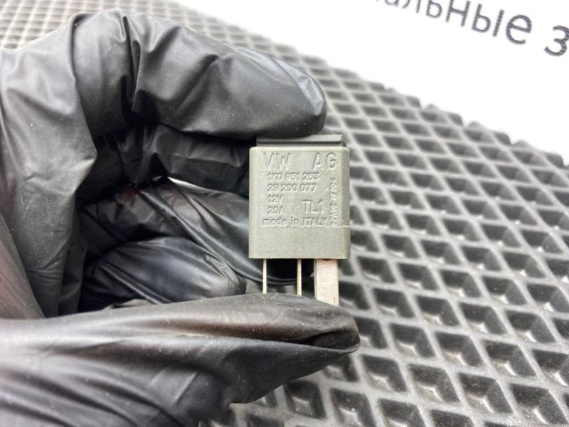 Реле, 500 рублей, Тверь