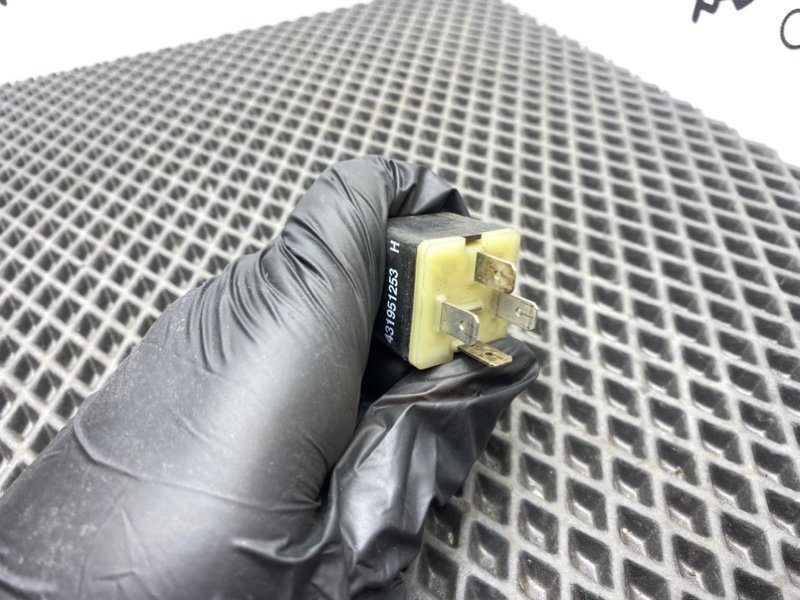 Реле, 500 рублей, Тверь