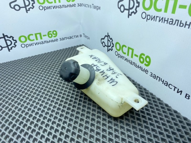 Бачок омывателя заднего стекла, 400 рублей, Тверь