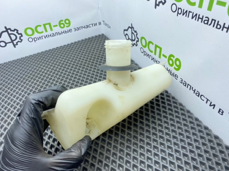 Бачок омывателя заднего стекла, 400 рублей, Тверь