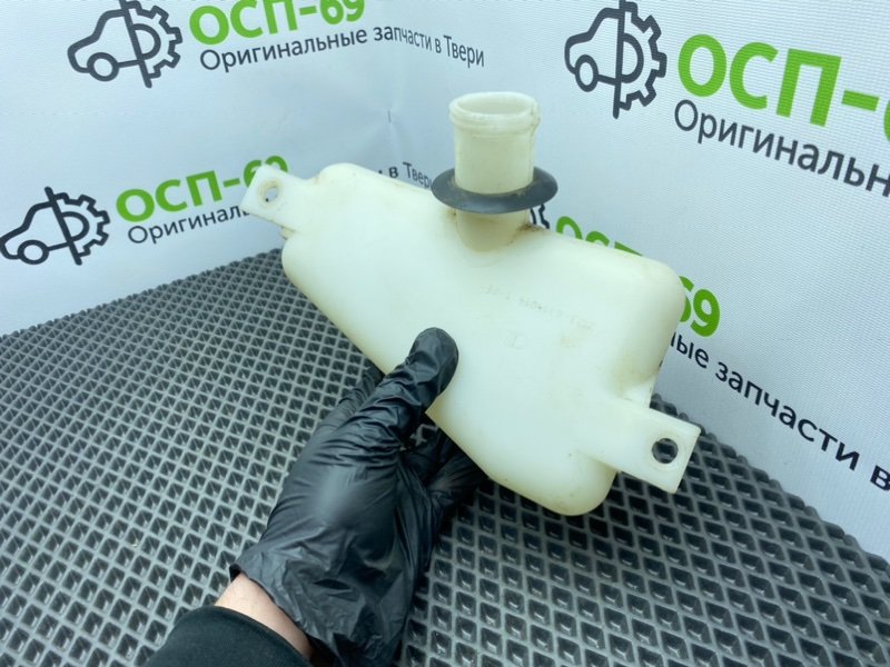 Бачок омывателя заднего стекла, 400 рублей, Тверь