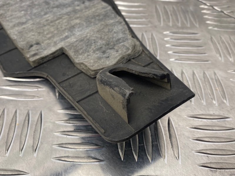 Накладка консоли, 600 рублей, Тверь