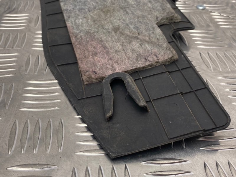 Накладка консоли, 600 рублей, Тверь