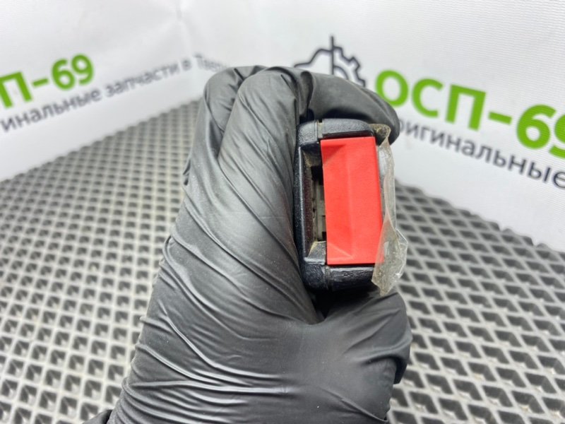 Замок ремня безопасности, 800 рублей, Тверь