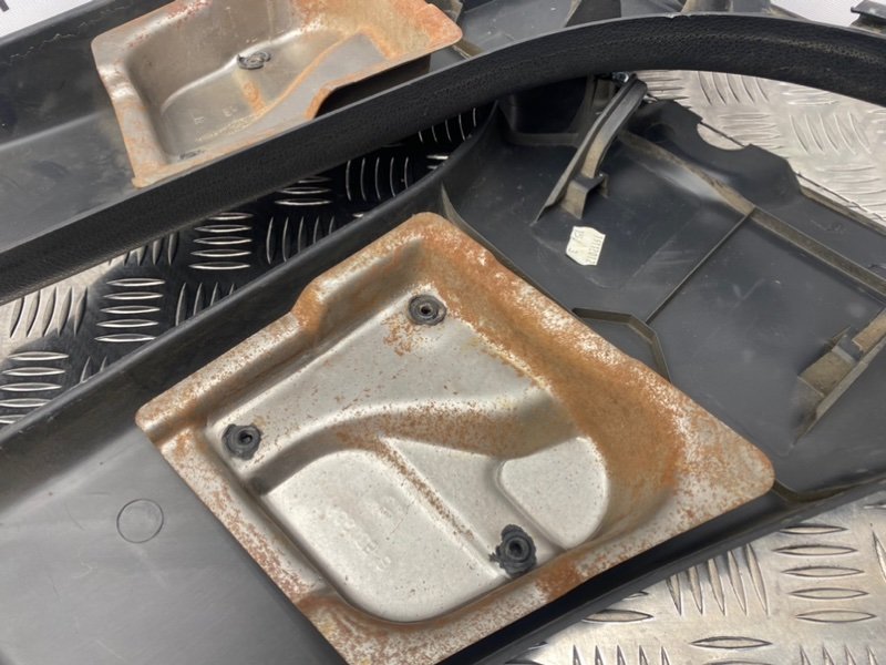 Обшивки стоек, 1000 рублей, Тверь