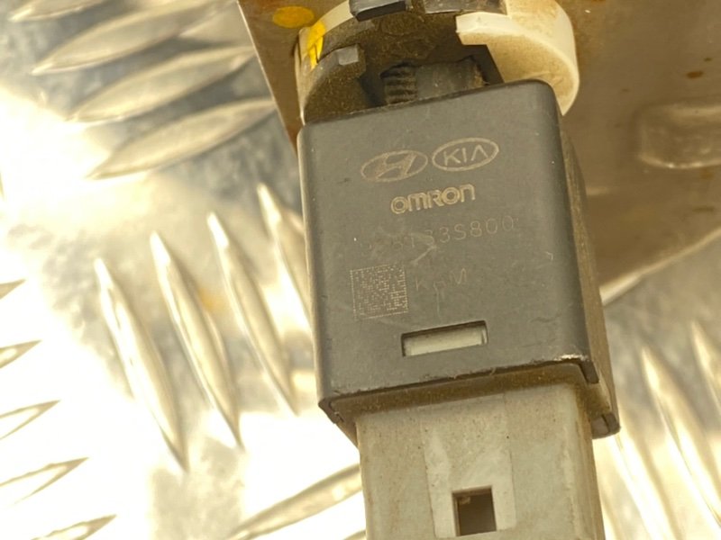 Педаль тормоза, 500 рублей, Тверь