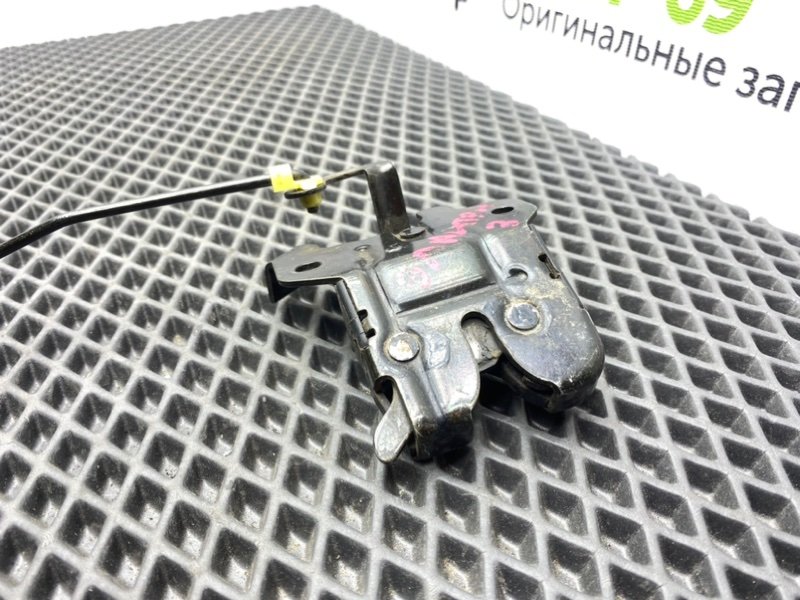 Замок багажника, 1000 рублей, Тверь