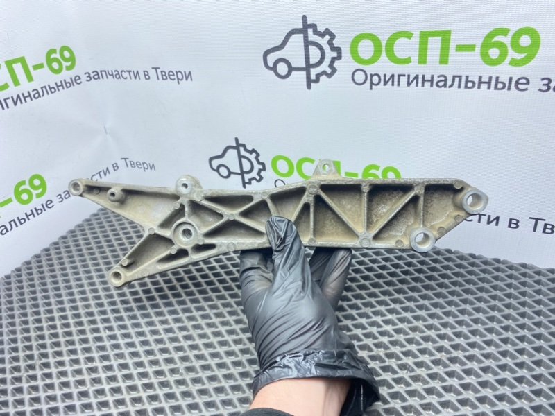 Кронштейн компрессора кондиционера, 1600 рублей, Тверь