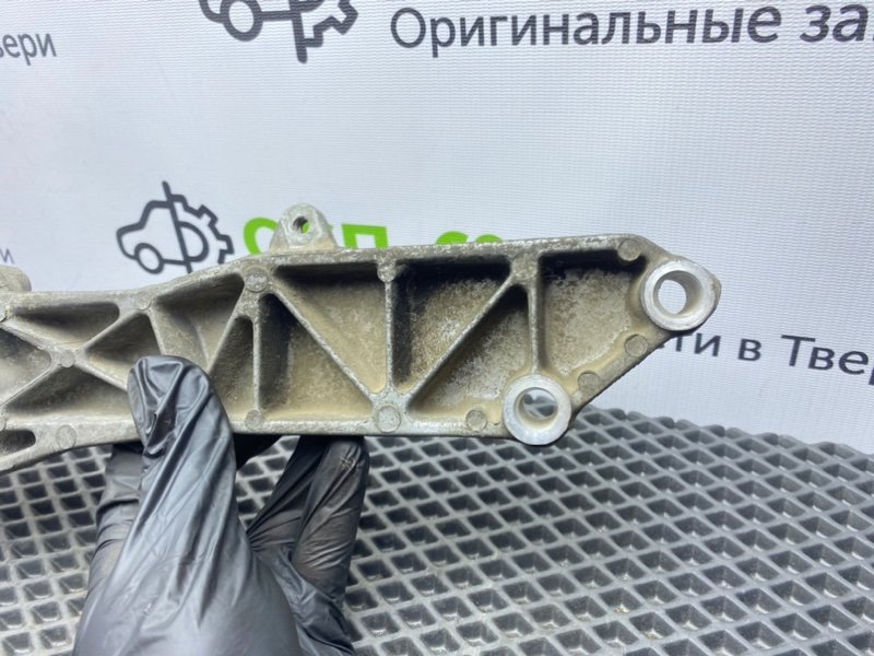 Кронштейн компрессора кондиционера, 1600 рублей, Тверь