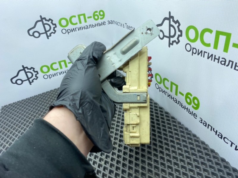 Блок предохранителей, 1000 рублей, Тверь