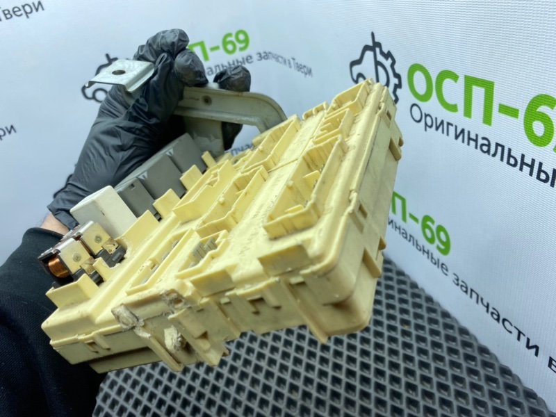 Блок предохранителей, 1000 рублей, Тверь