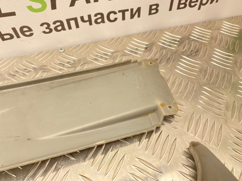 Обшивки стоек, 1000 рублей, Тверь