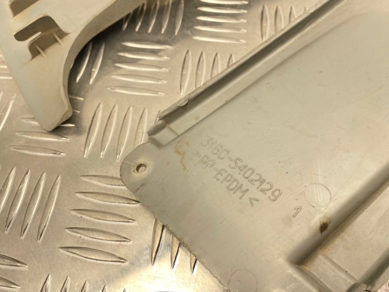 Обшивки стоек, 1000 рублей, Тверь