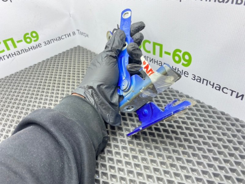 Петли капота, 1000 рублей, Тверь