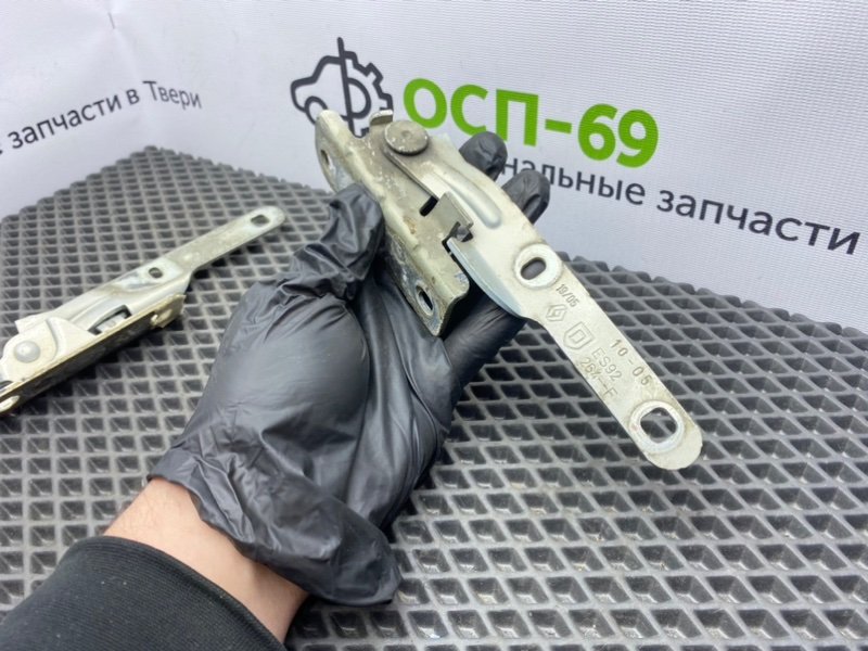 Петли капота, 1000 рублей, Тверь