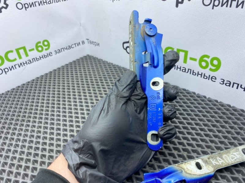 Петли капота, 1000 рублей, Тверь