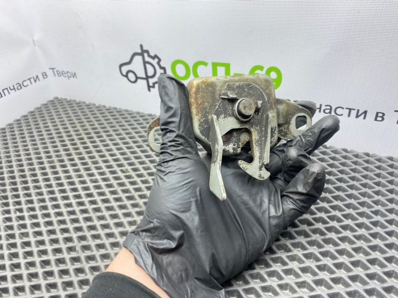 Замок капота, 900 рублей, Тверь