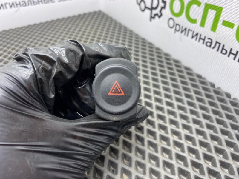 Кнопка аварийки, 600 рублей, Тверь