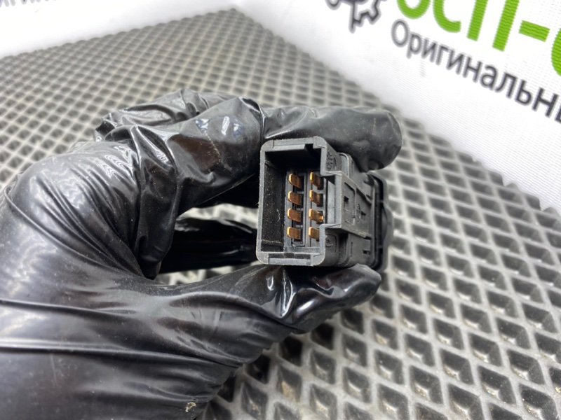 Кнопка аварийки, 600 рублей, Тверь