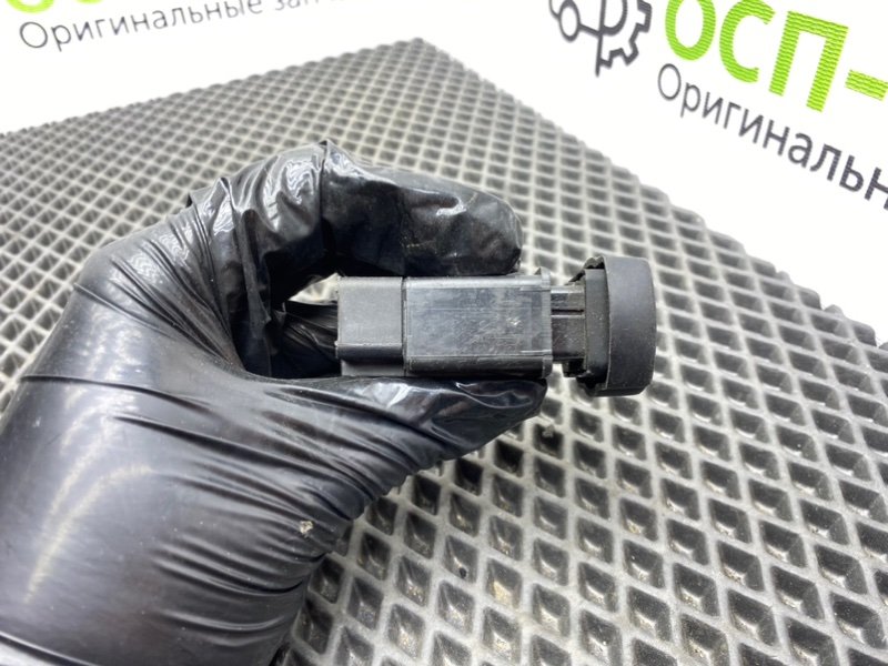 Кнопка аварийки, 600 рублей, Тверь