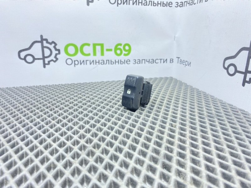 Кнопка центрального замка, 500 рублей, Тверь