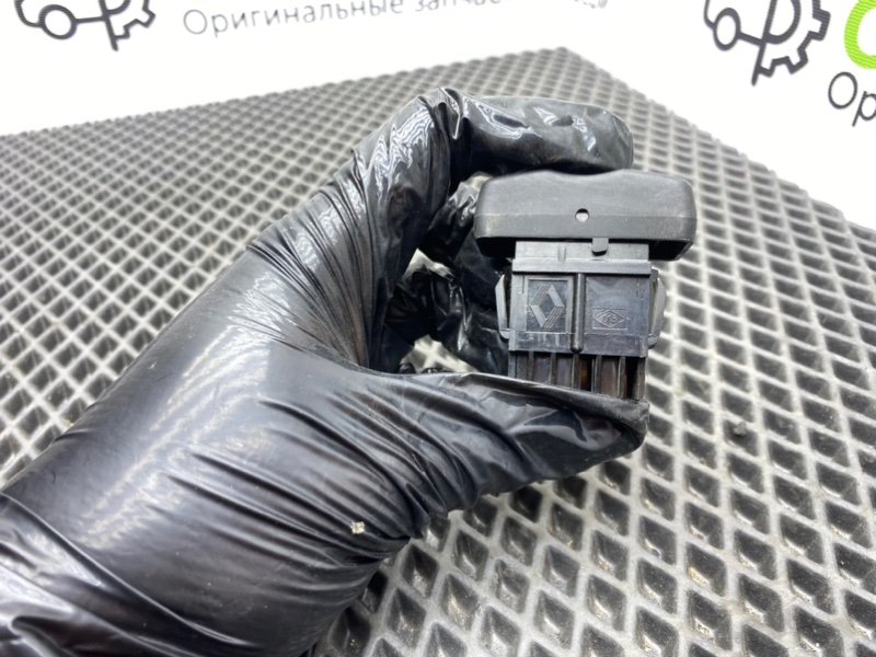 Кнопка центрального замка, 500 рублей, Тверь