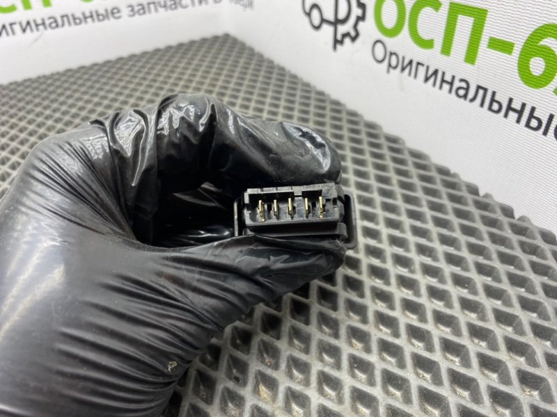 Кнопка центрального замка, 500 рублей, Тверь