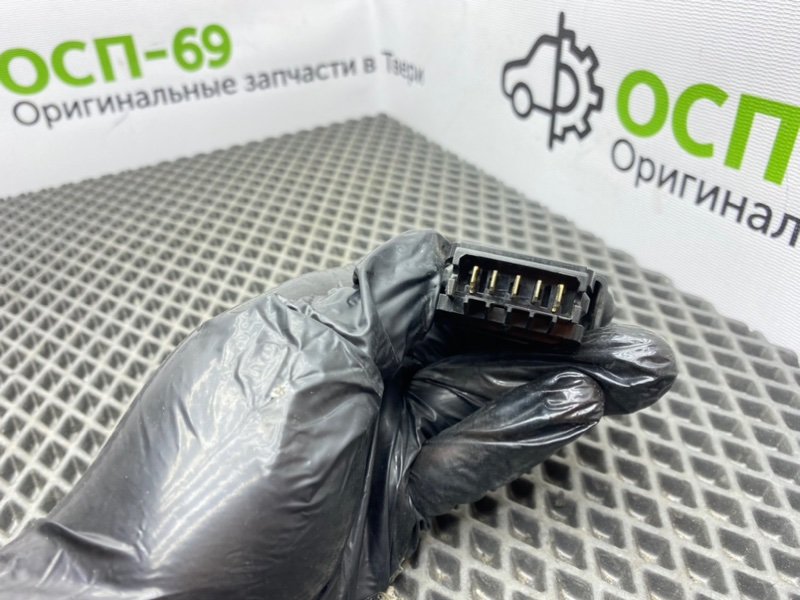 Кнопка центрального замка, 500 рублей, Тверь