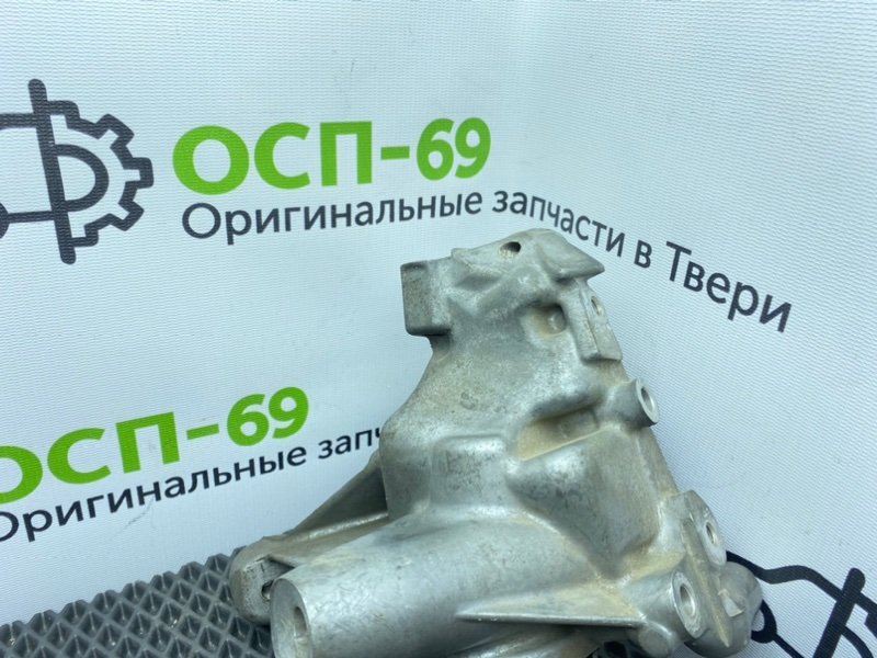 Кронштейн компрессора кондиционера, 1400 рублей, Тверь