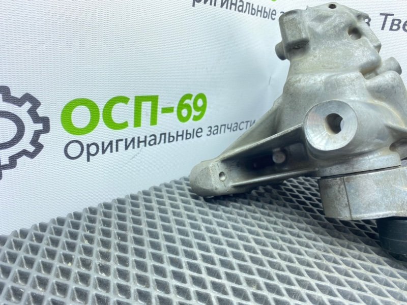 Кронштейн компрессора кондиционера, 1400 рублей, Тверь