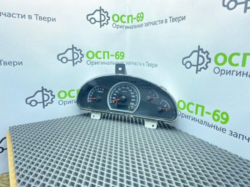 Панель приборов, 1000 рублей, Тверь