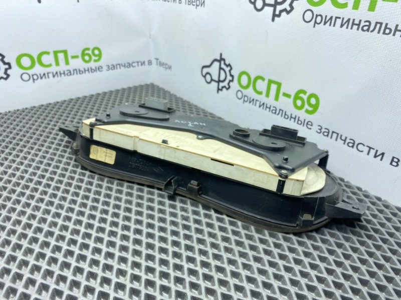 Панель приборов, 1000 рублей, Тверь