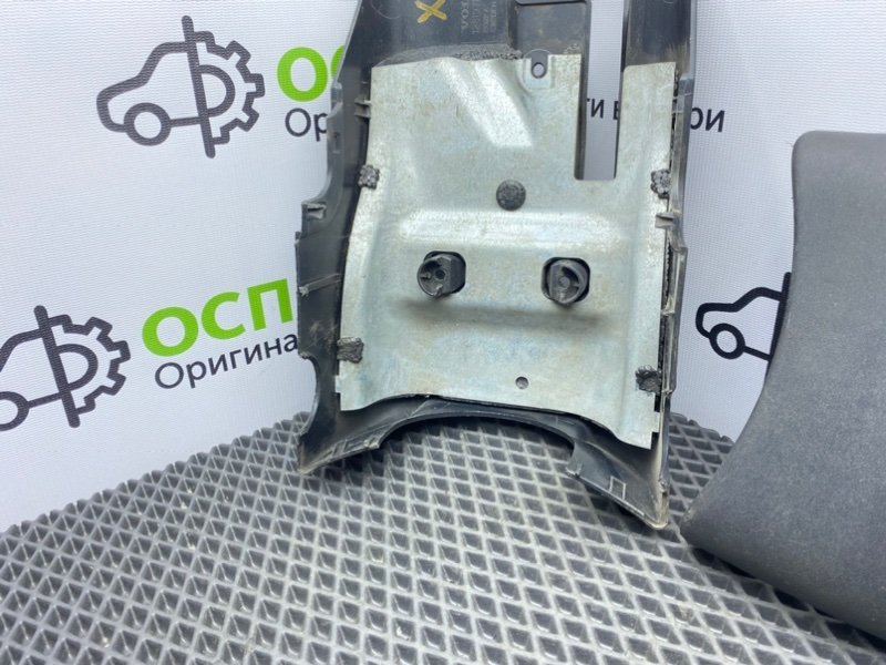 Кожух рулевой колонки, 1000 рублей, Тверь