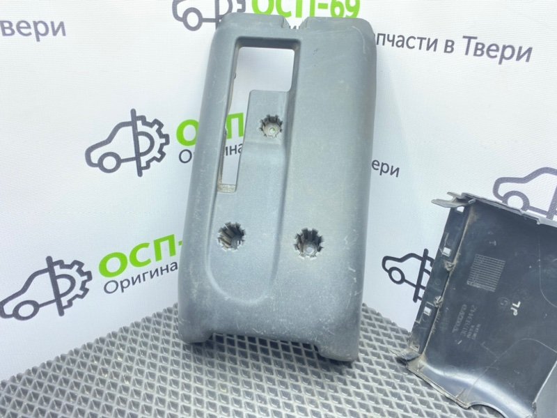 Кожух рулевой колонки, 1000 рублей, Тверь