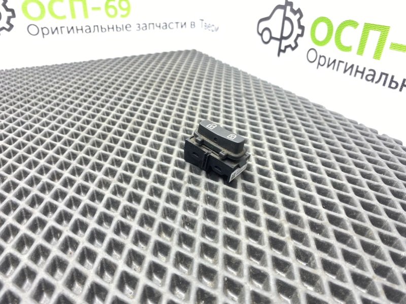 Кнопка центрального замка, 800 рублей, Тверь