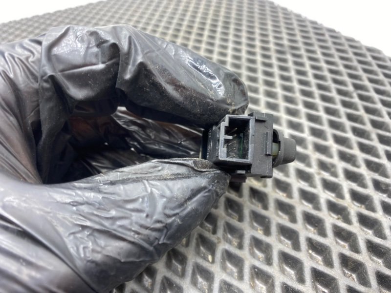 Кнопка центрального замка, 800 рублей, Тверь