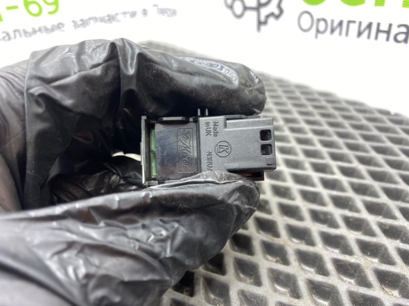 Кнопка центрального замка, 800 рублей, Тверь