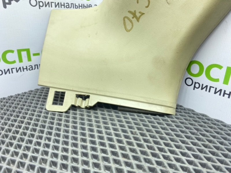 Обшивка багажника, 500 рублей, Тверь