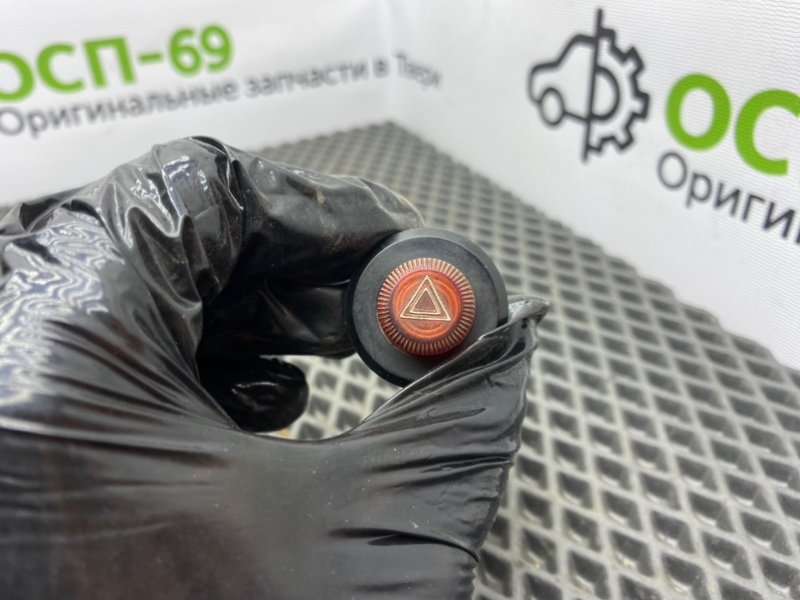 Кнопка аварийки, 500 рублей, Тверь