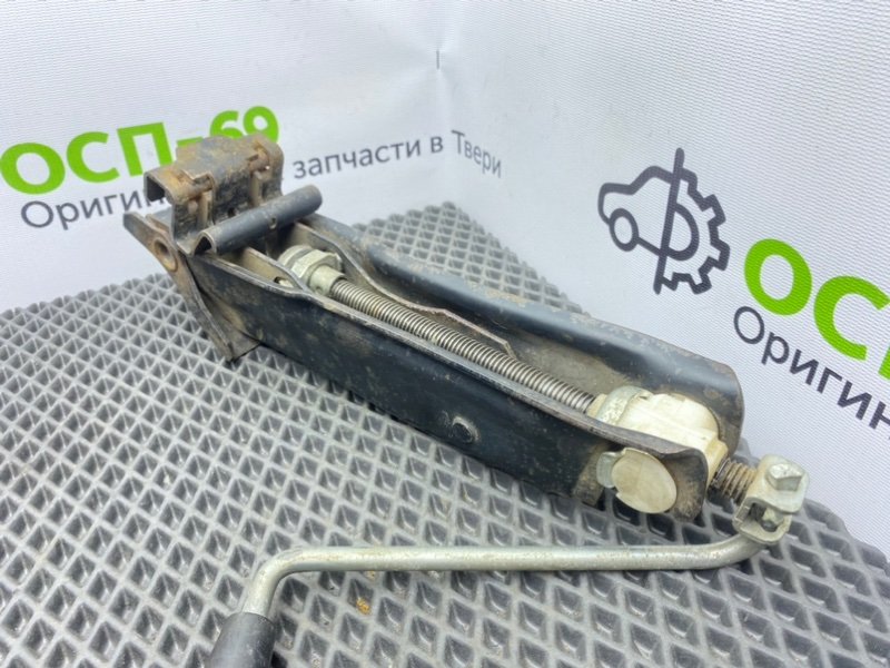 Домкрат, 1600 рублей, Тверь