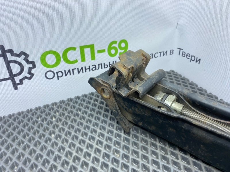 Домкрат, 1600 рублей, Тверь