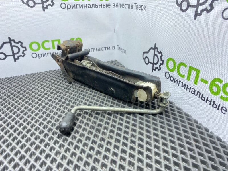 Домкрат, 1600 рублей, Тверь