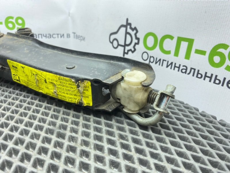 Домкрат, 1600 рублей, Тверь