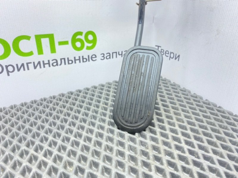 Педаль газа, 600 рублей, Тверь