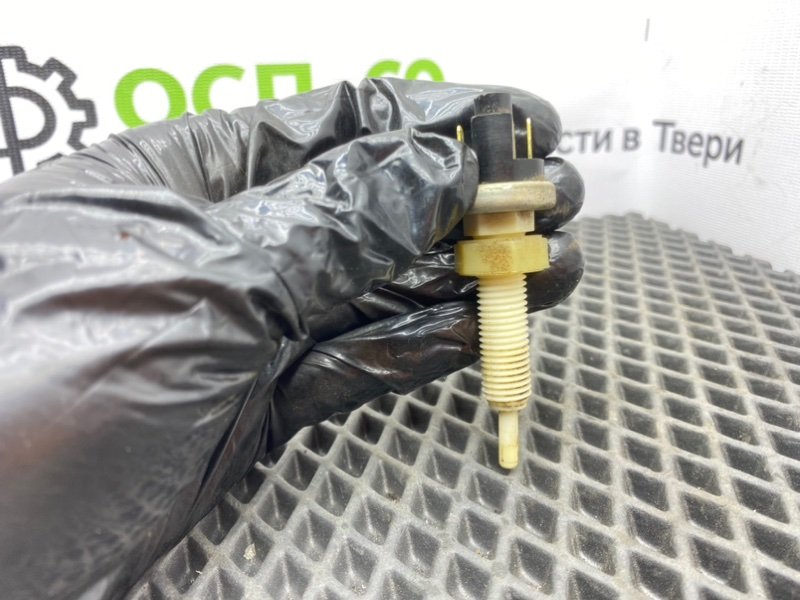 Концевик стоп-сигнала, 400 рублей, Тверь