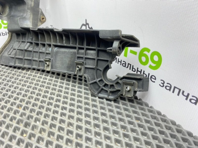 Крепление аккумулятора, 1200 рублей, Тверь