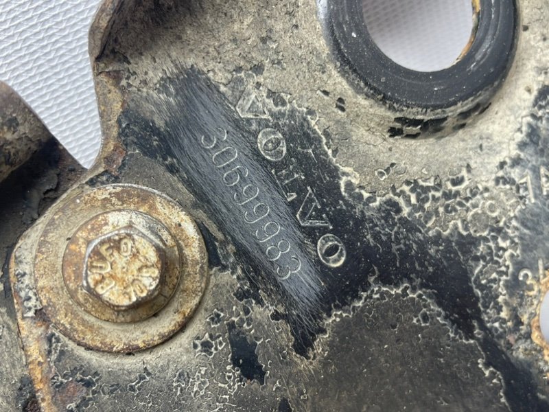 Кронштейн подрамника, 1600 рублей, Тверь