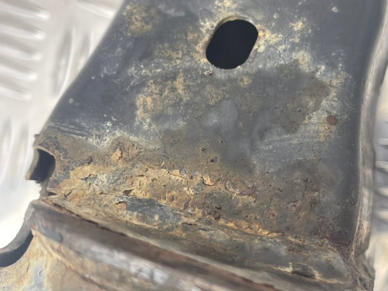 Кронштейн усилителя бампера, 1600 рублей, Тверь