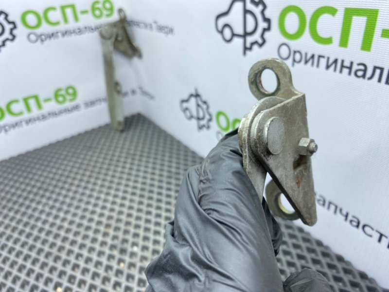 Петли капота, 700 рублей, Тверь